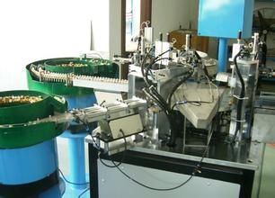 工业磁环、磁芯及塑料电子产品自动排序摆盘包装机的应用与市场前景